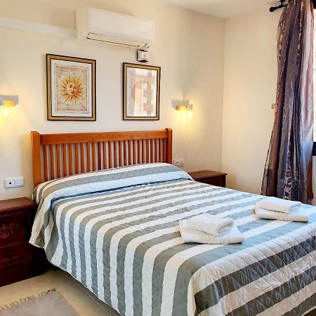 Marina Tower Apartment ฟูเอนฮิโรลา ภายนอก รูปภาพ