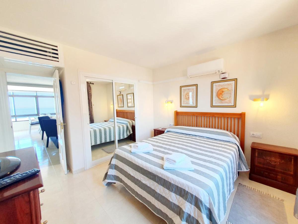 Marina Tower Apartment ฟูเอนฮิโรลา ภายนอก รูปภาพ