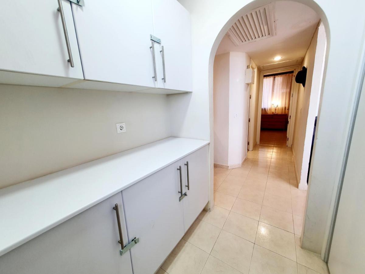 Marina Tower Apartment ฟูเอนฮิโรลา ภายนอก รูปภาพ