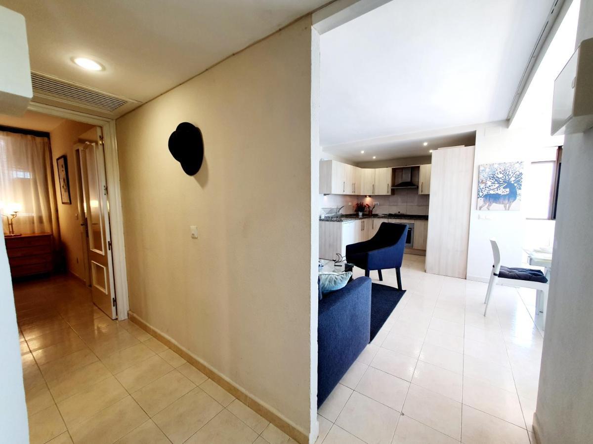 Marina Tower Apartment ฟูเอนฮิโรลา ภายนอก รูปภาพ