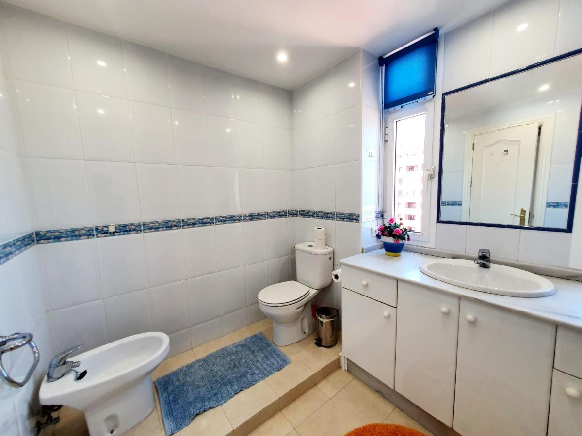 Marina Tower Apartment ฟูเอนฮิโรลา ภายนอก รูปภาพ
