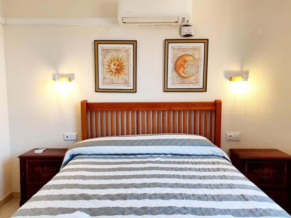 Marina Tower Apartment ฟูเอนฮิโรลา ภายนอก รูปภาพ