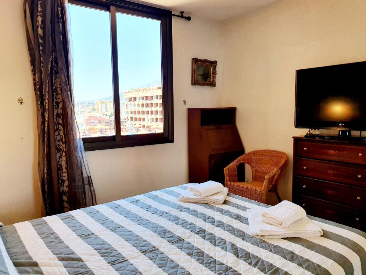 Marina Tower Apartment ฟูเอนฮิโรลา ภายนอก รูปภาพ